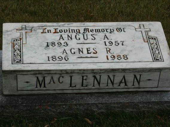 Photo of headstones/Angus MacLennan 1893-1957 hdstn